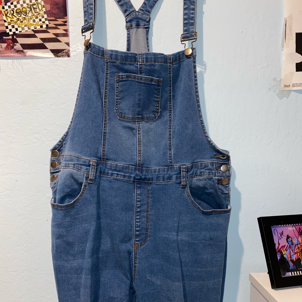 Fashion Nova overalls